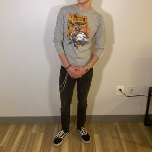 DISNEY PIRATES OF THE CARIBBEAN TEE 🗡